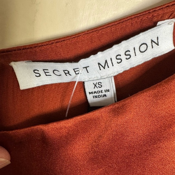 NWT Secret Mission Penelope 100% silk One Shoulder Mini Dress size XS X-Small - Picture 5 of 6